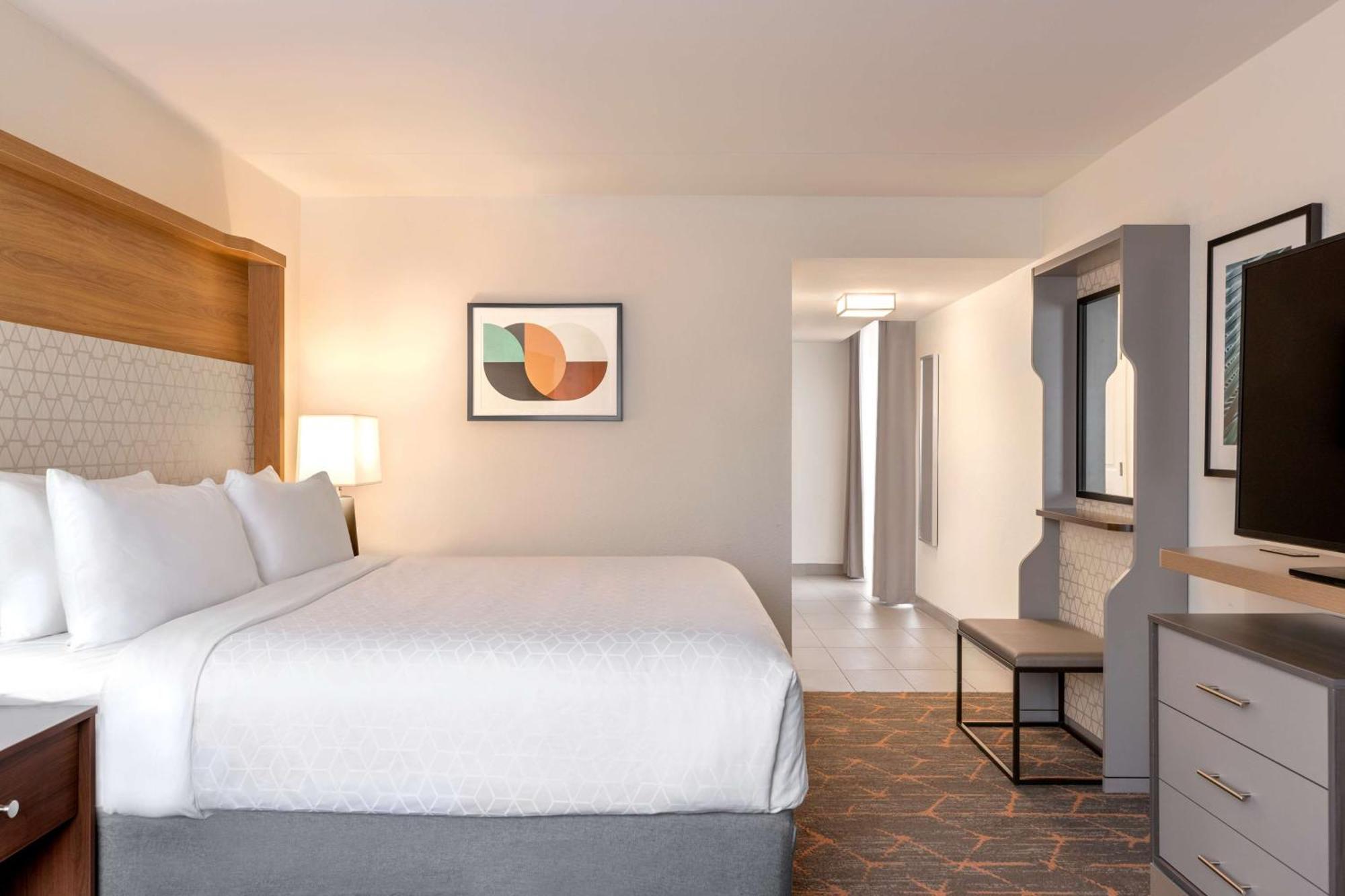 Doubletree By Hilton Fort Worth South Екстериор снимка