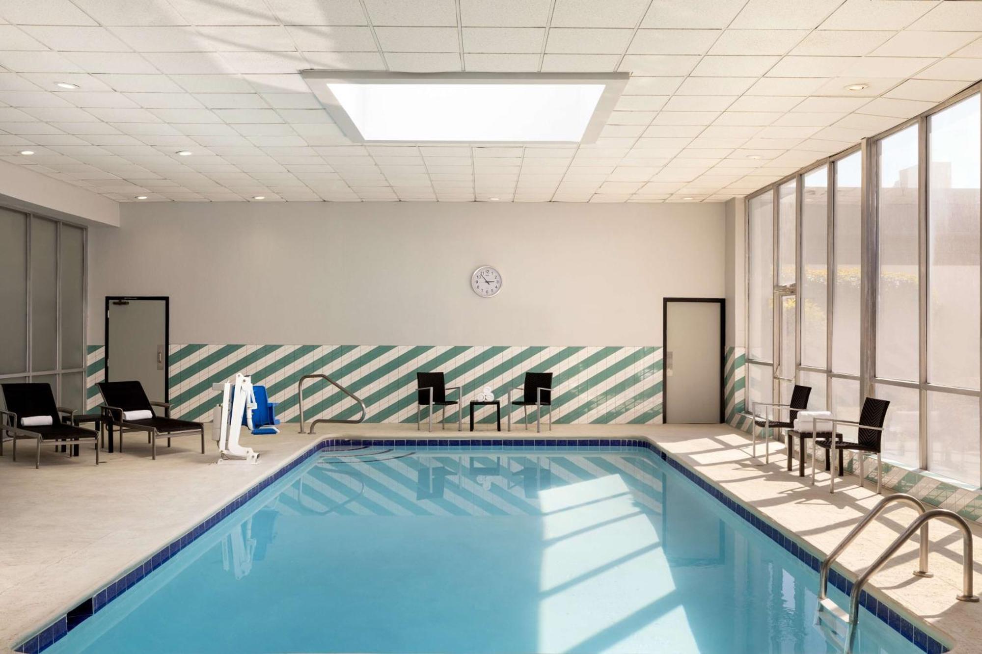 Doubletree By Hilton Fort Worth South Екстериор снимка