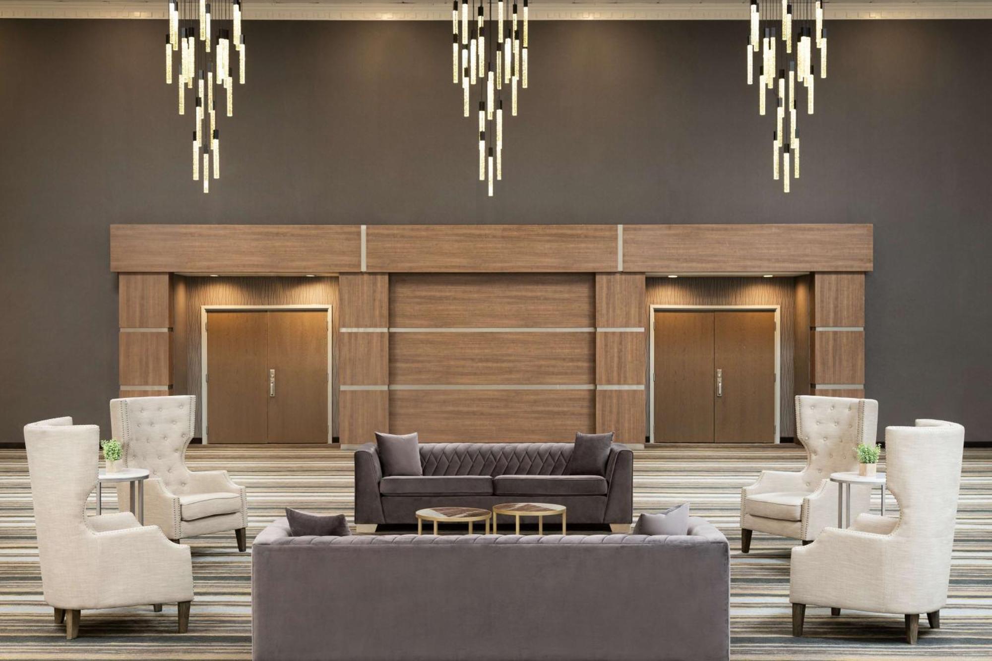 Doubletree By Hilton Fort Worth South Екстериор снимка