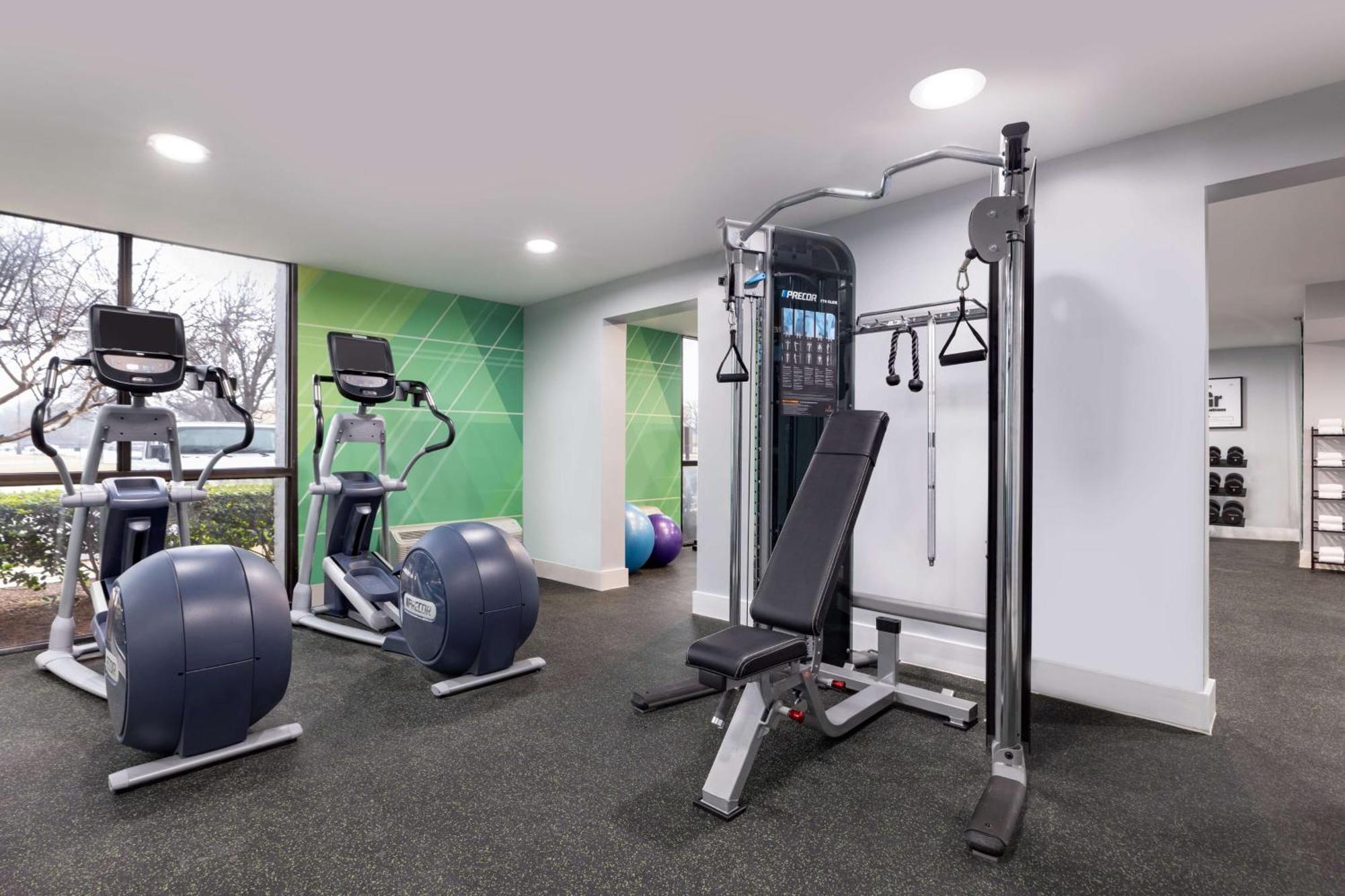 Doubletree By Hilton Fort Worth South Екстериор снимка
