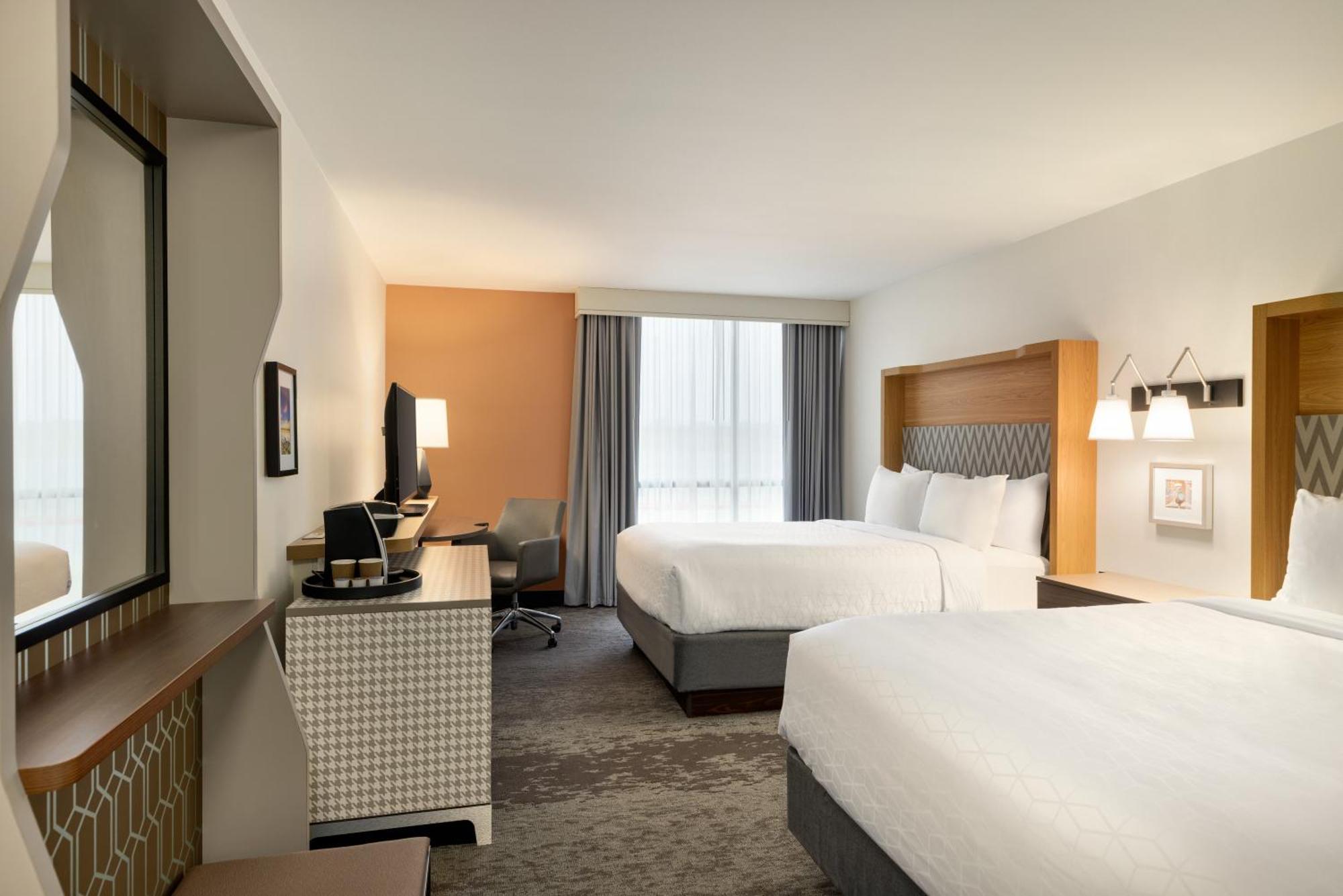 Doubletree By Hilton Fort Worth South Екстериор снимка