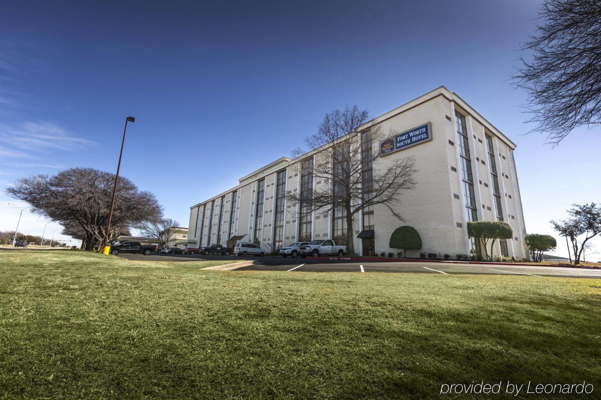 Doubletree By Hilton Fort Worth South Екстериор снимка